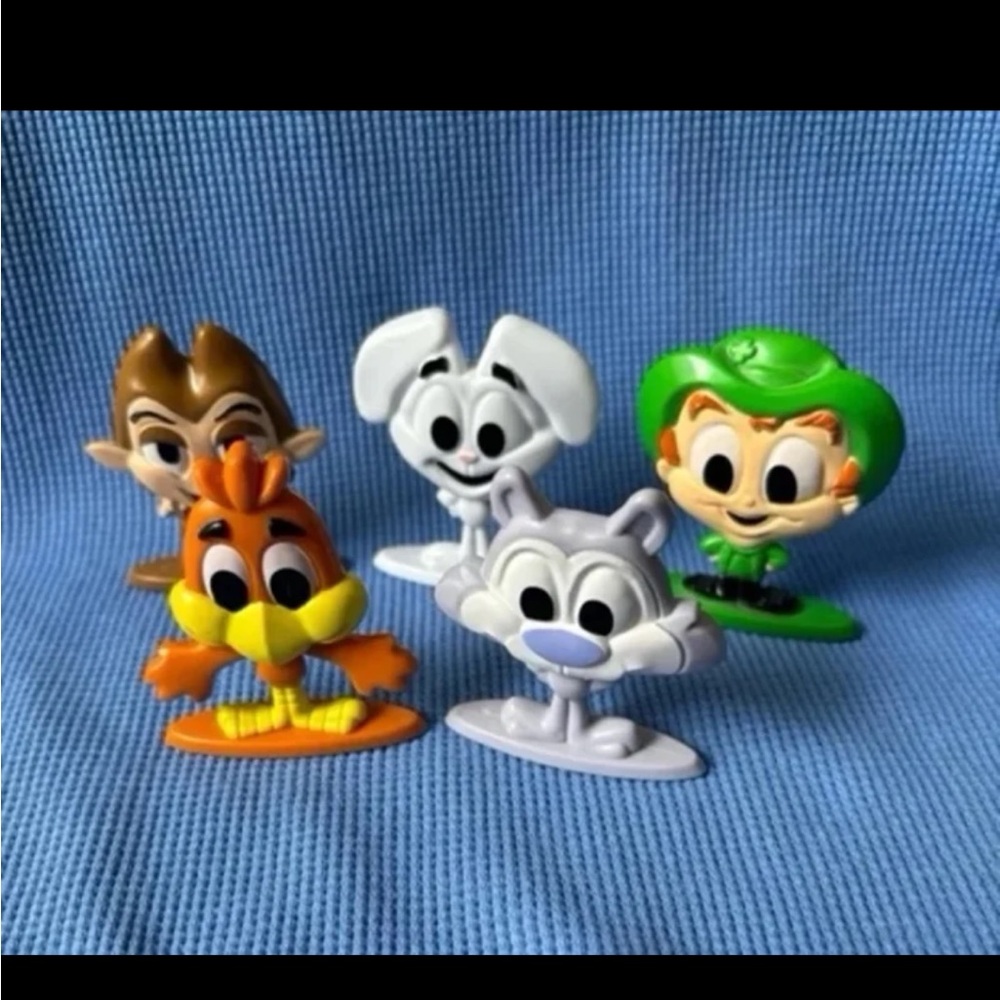 General Mills cereal squad Mascot 4 toy figure Trix Chocula Leprechaun Wolf Sonn
